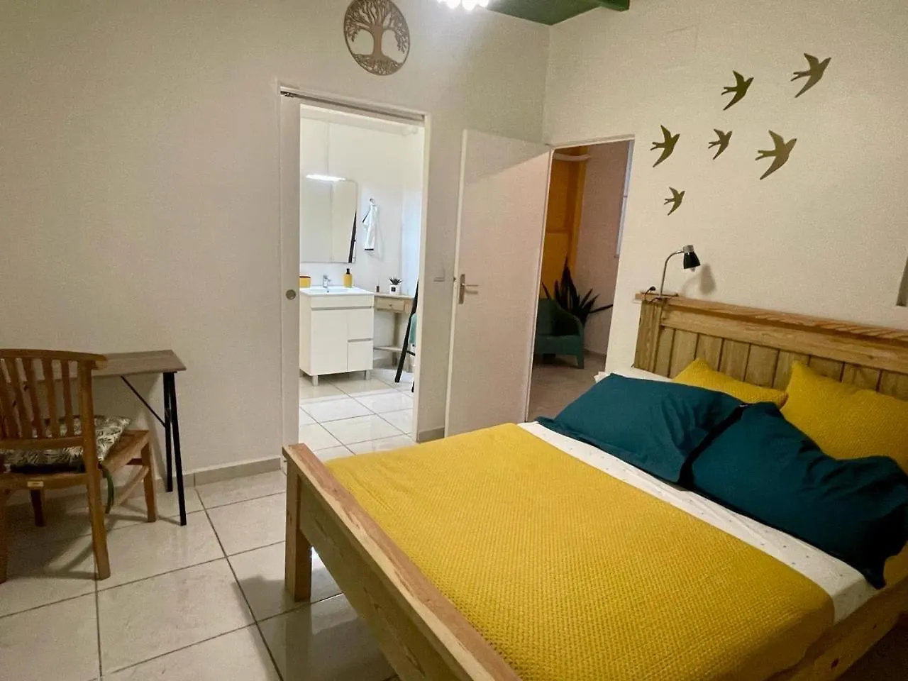 فيلا Myosotis, Charmant Logement Central Avec Piscine Privee, Wifi Et Parking Gratuit بيتي-بور