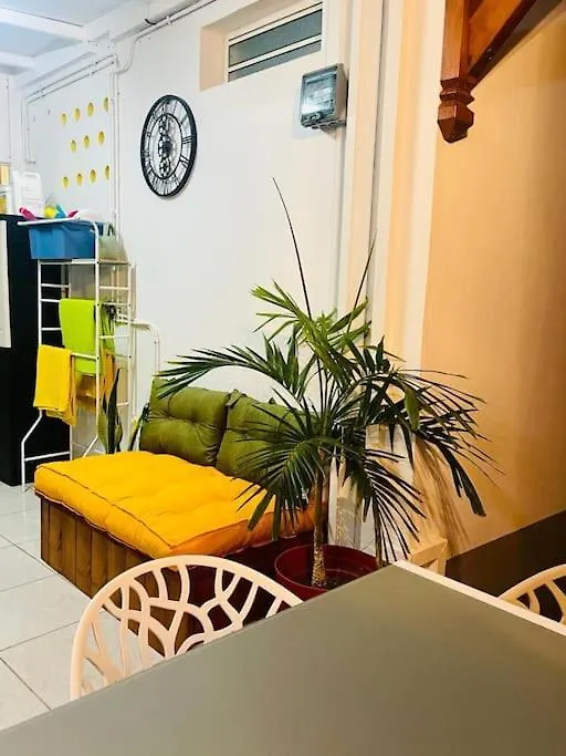 فيلا Myosotis, Charmant Logement Central Avec Piscine Privee, Wifi Et Parking Gratuit بيتي-بور 0*,
