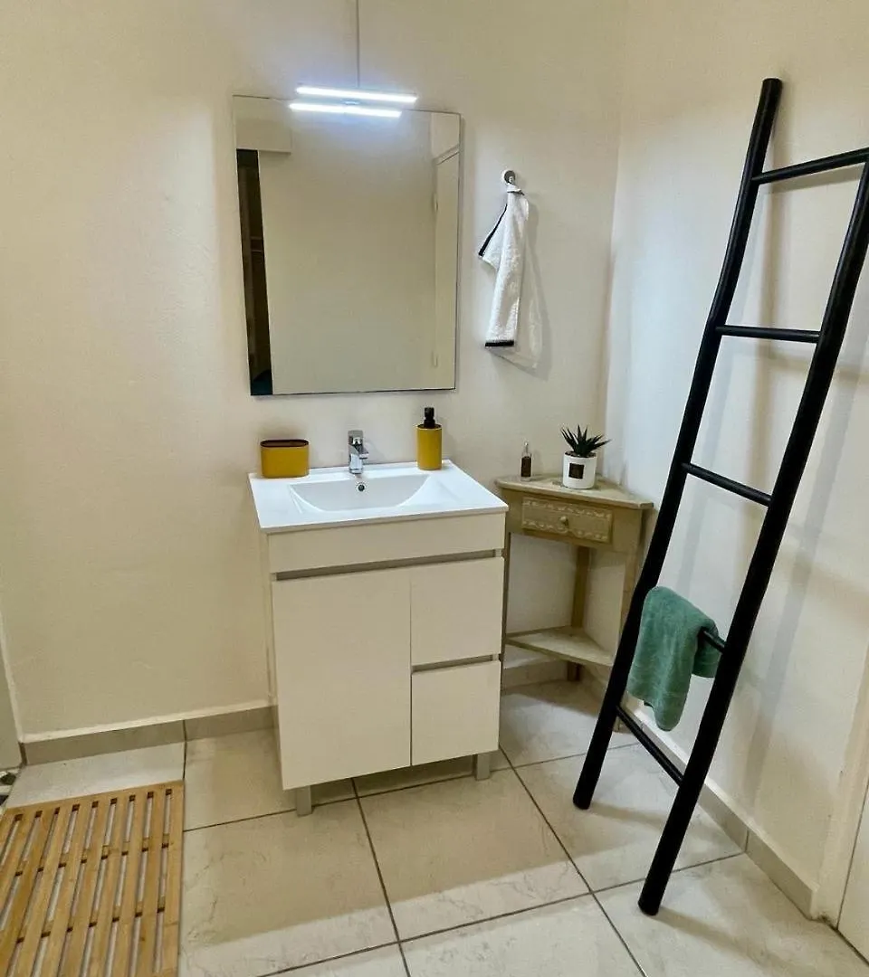 فيلا Myosotis, Charmant Logement Central Avec Piscine Privee, Wifi Et Parking Gratuit بيتي-بور